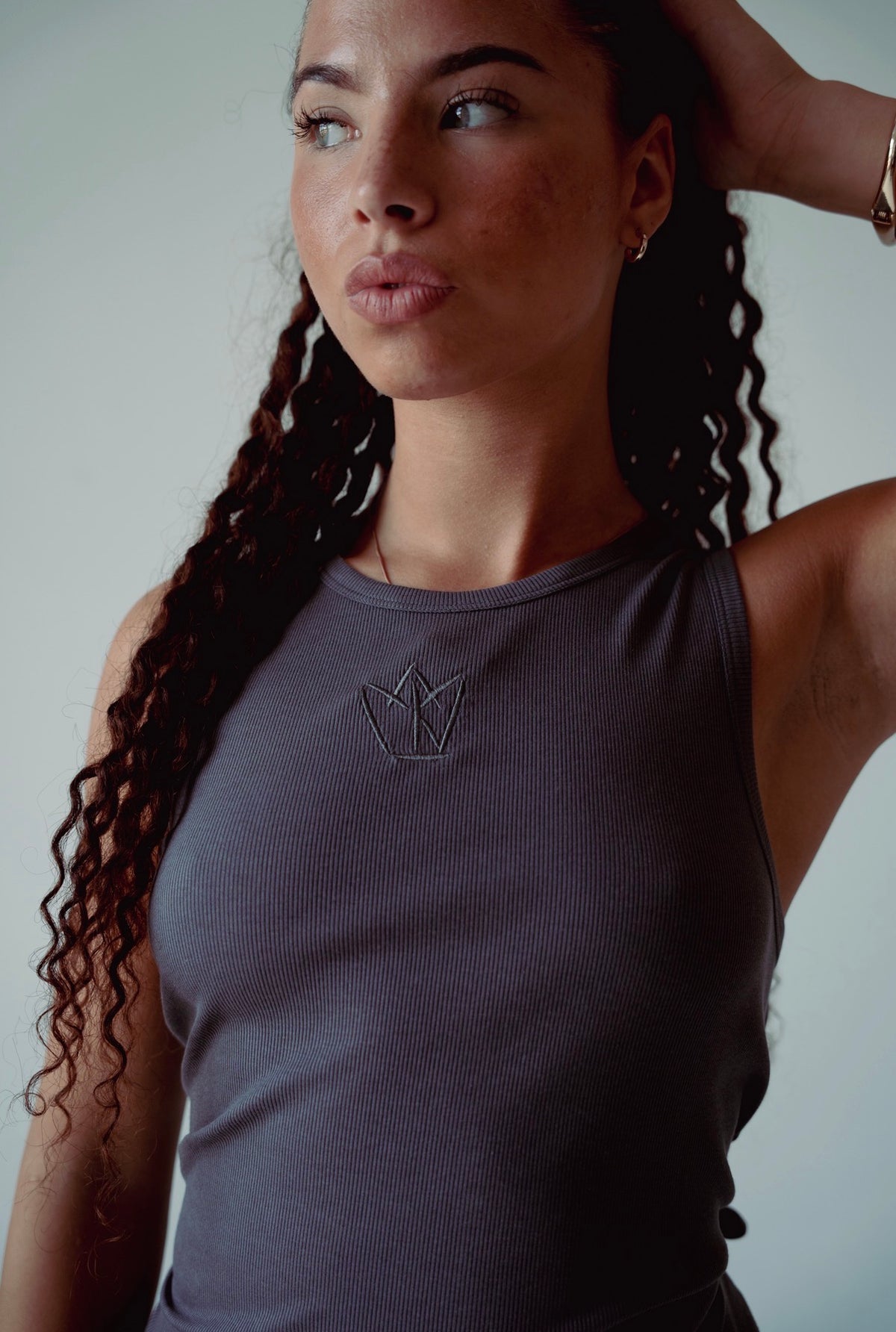 BASIC GREY VEST