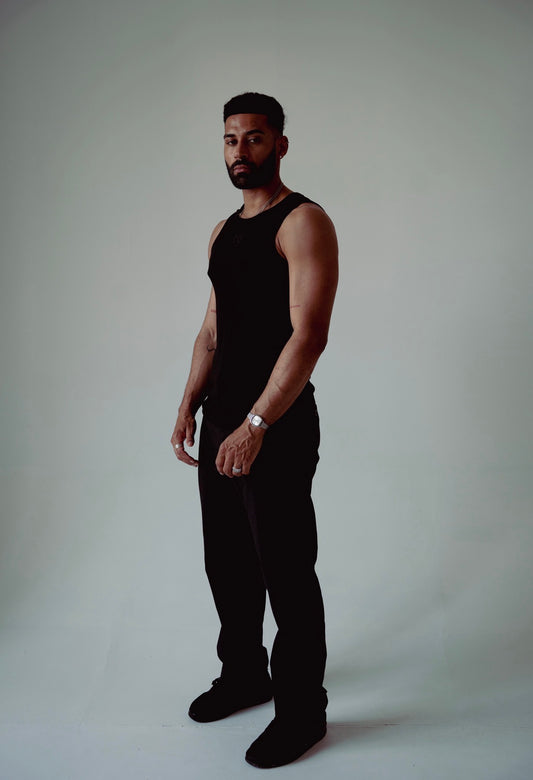 BASIC BLACK VEST